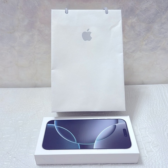 Apple iPhone 16 Pro Max BOX and Apple gift bag. - Picture 1 of 11